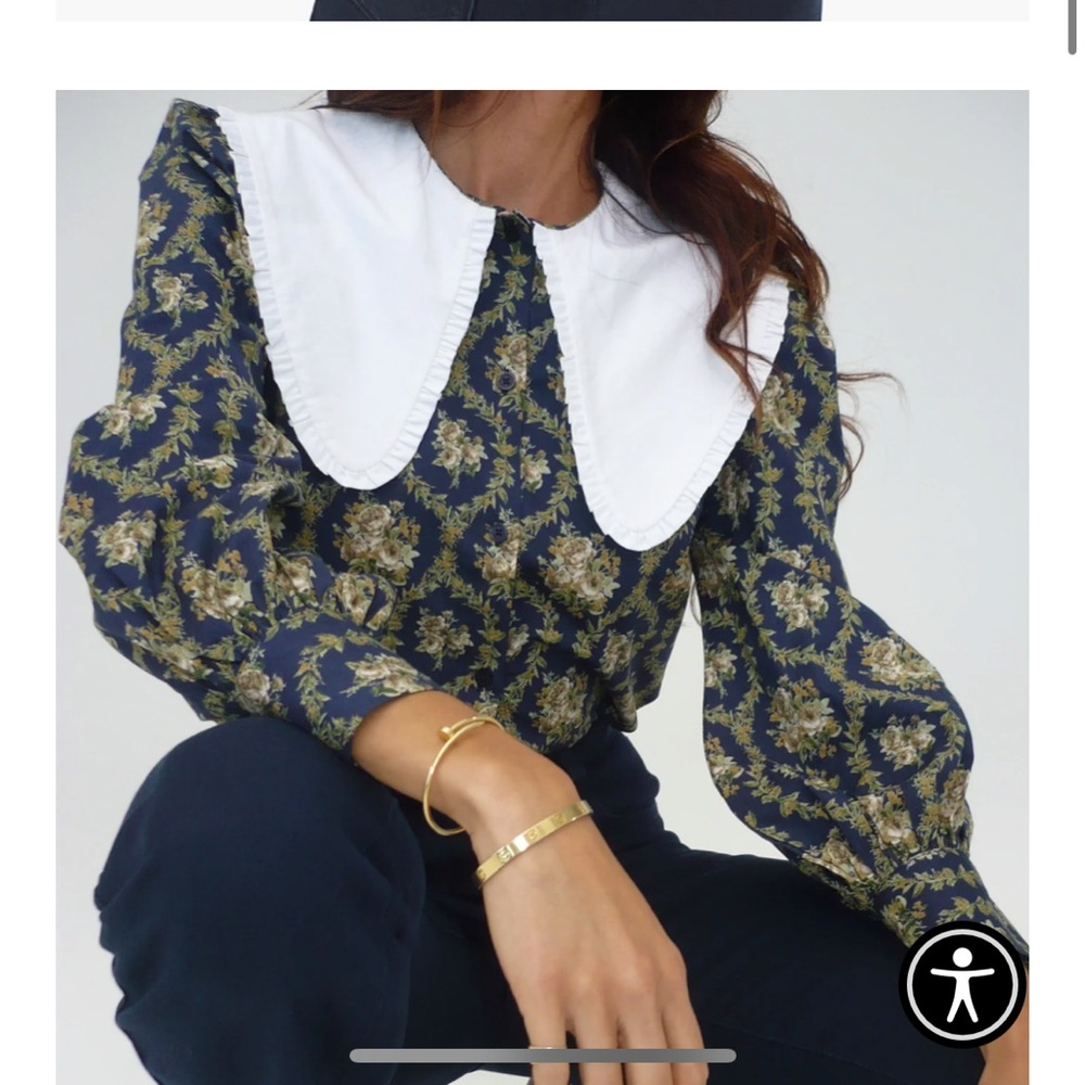 WeWoreWhat Navy Floral Blouse with White Collar